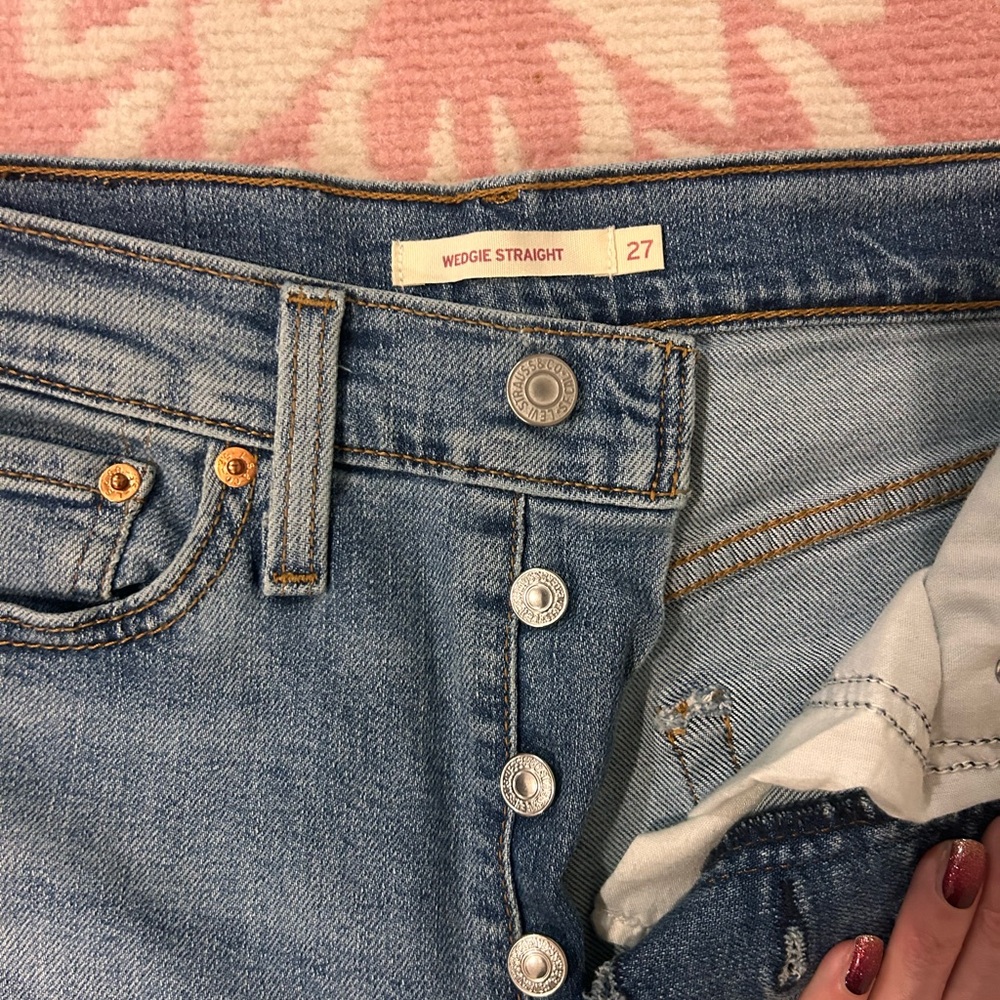 Levi's Women's Light Blue Wedgie Straight Leg Jeans